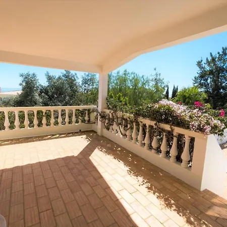 Monte Lemos 35 Villa Luz